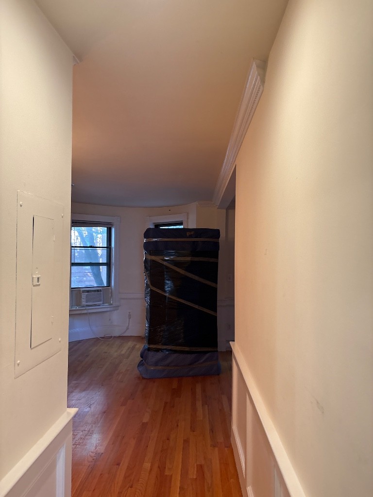 Photo by Katherine King of Safe Ship Moving Services - Large