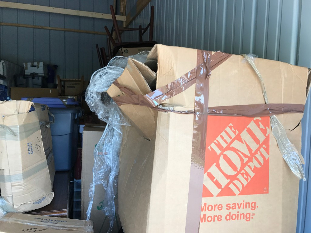 Second photo by Patti Fredrickson of Oasis Moving and Storage - Large