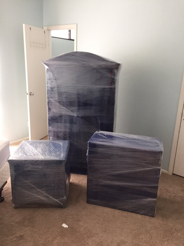 Second photo by Rachel Strausberg of Moving Relocation Systems - Large