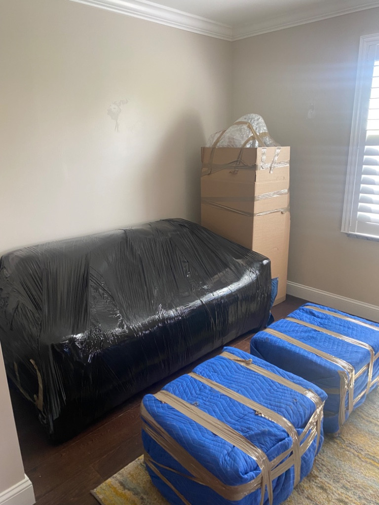 Second photo by Michael Mayor of Agility Van Lines - Large