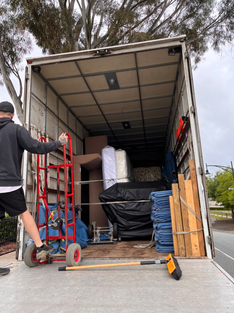 Photo by Alex Acosta of Quick Pick Movers - Large