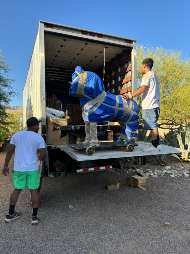 Photo by Robyn Duenow of 5 Diamond Moving and Storage Inc - Large