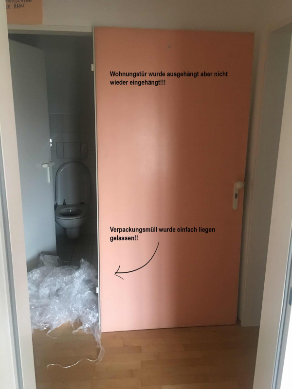 Photo by Hannah Robinson of Movinga - Large