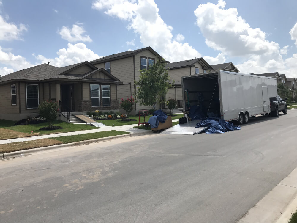 Photo by Paula Guzman of Heavenly Care Moving - Large