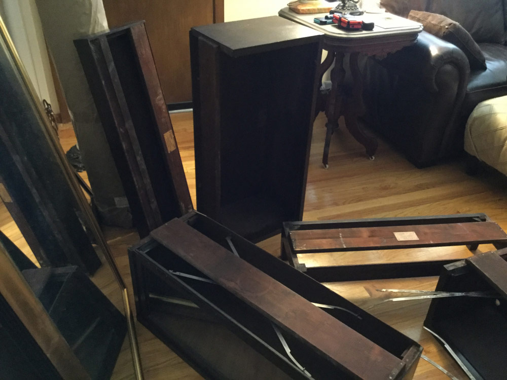 Second photo by Susan Crandall of Western Express - Large