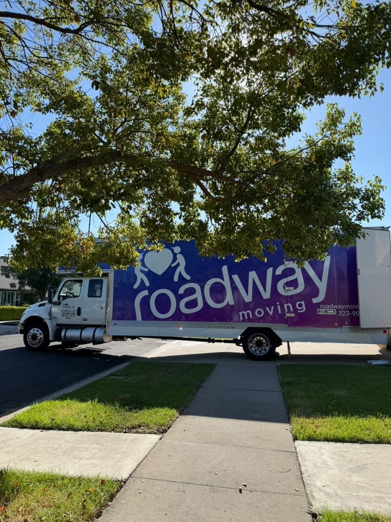 Photo by Sarah Yates of Roadway Moving - Large