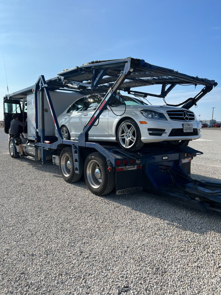 Photo by Tony Dv of Montway Auto Transport - Large