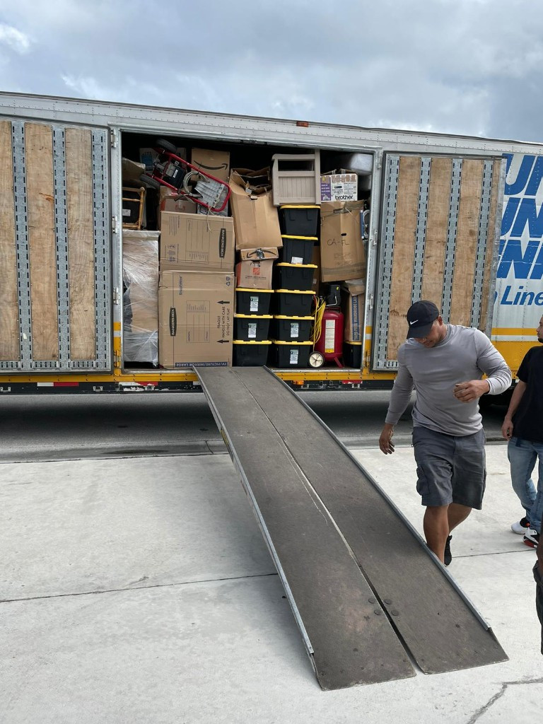 Second photo by Jim Fitzpatrick of D United Logistics - Large