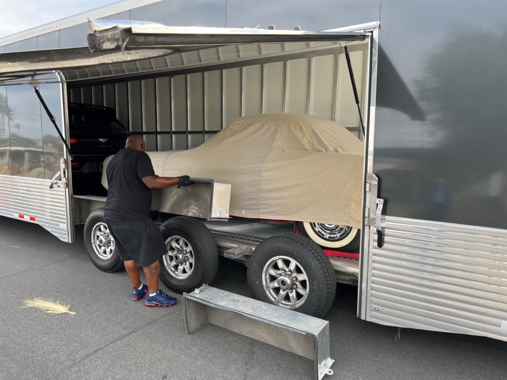 Photo by Samantha Pearson of Sonic auto transport - Large