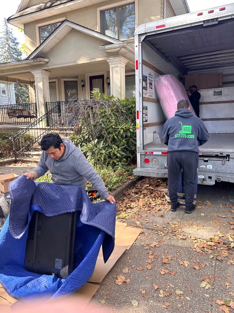 Photo by Susan Siegel of Safe Ship Moving Services - Large