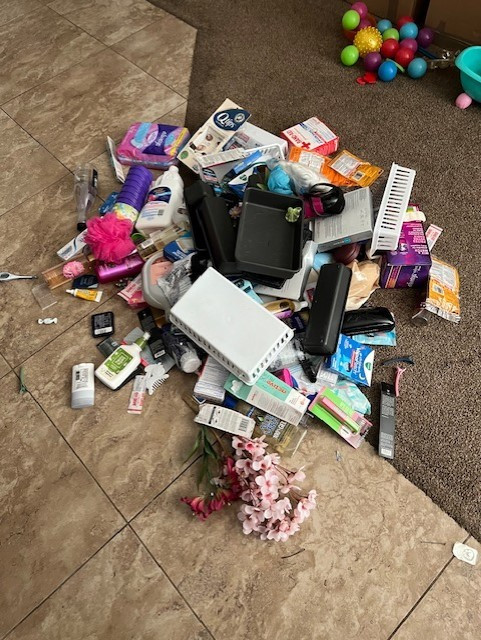 Second photo by Kristen West of Acme Relocation - Large