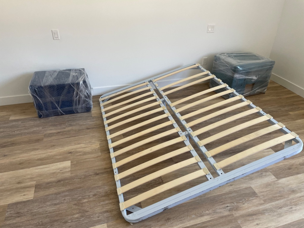 Second photo by Olivia Kakoz of Cali Moving and Storage Corp - Large