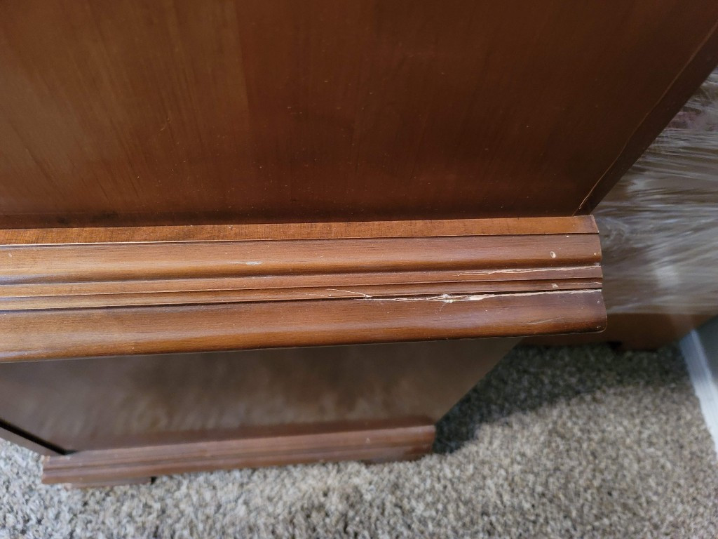 Photo by Angela Sparks of Skinny Wimp Moving - Large