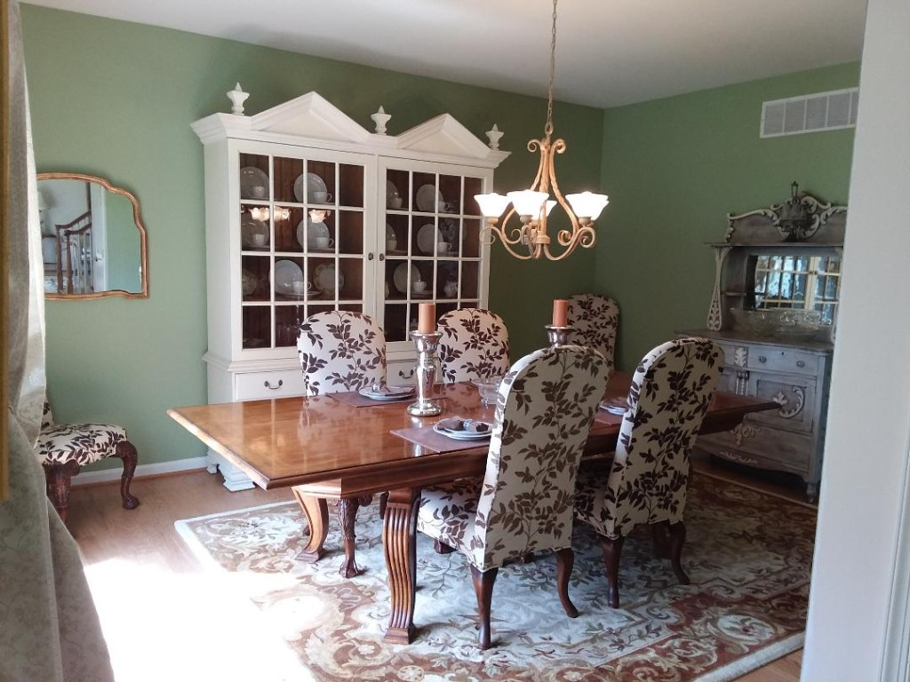 Photo by Hazel A Tucker of Nation Capital Movers - Large