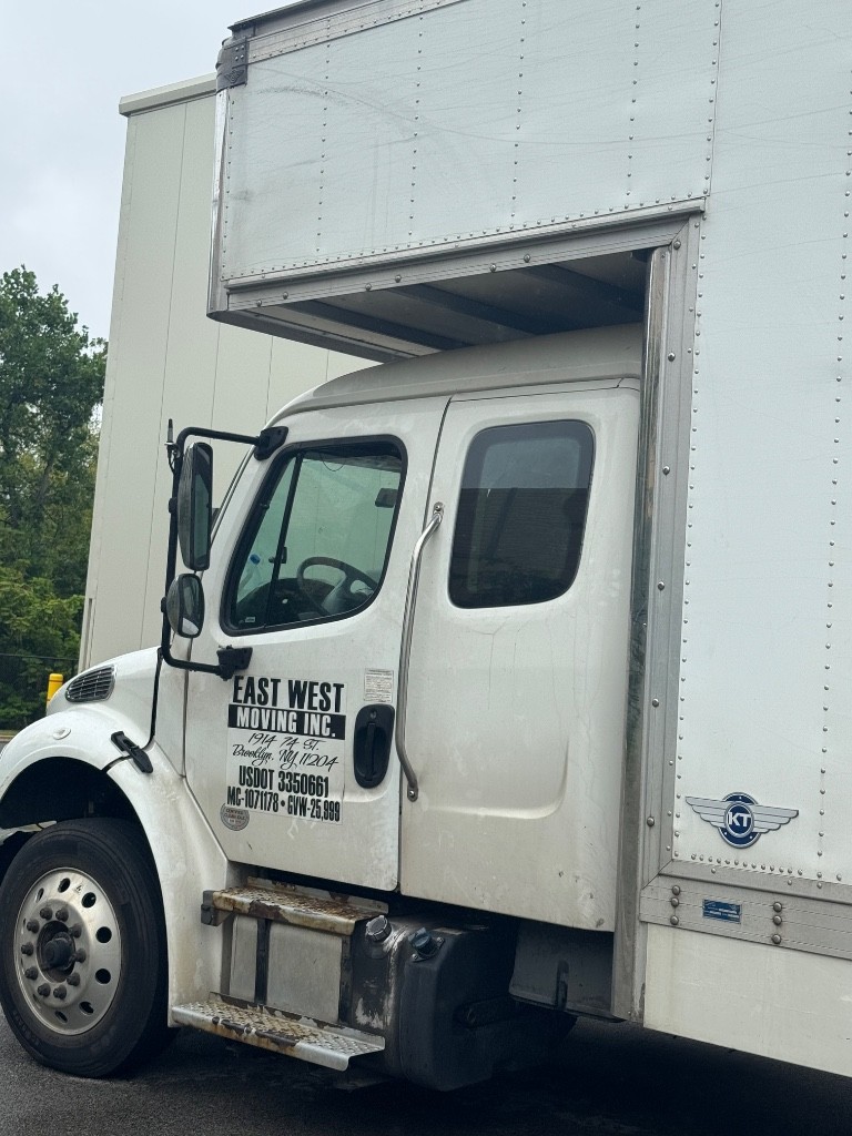 Photo by Shaleen Williams of Safe Ship Moving Services - Large