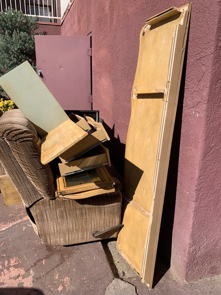 Second photo by Dobrita Munteanu of Jet Moving And Storage - Large