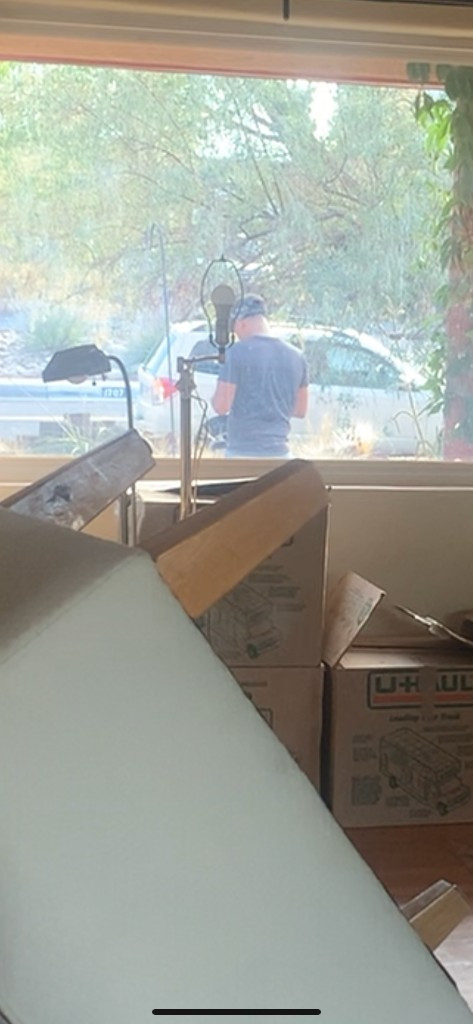 Second photo by Annie Quick of Joe's Moving - Large