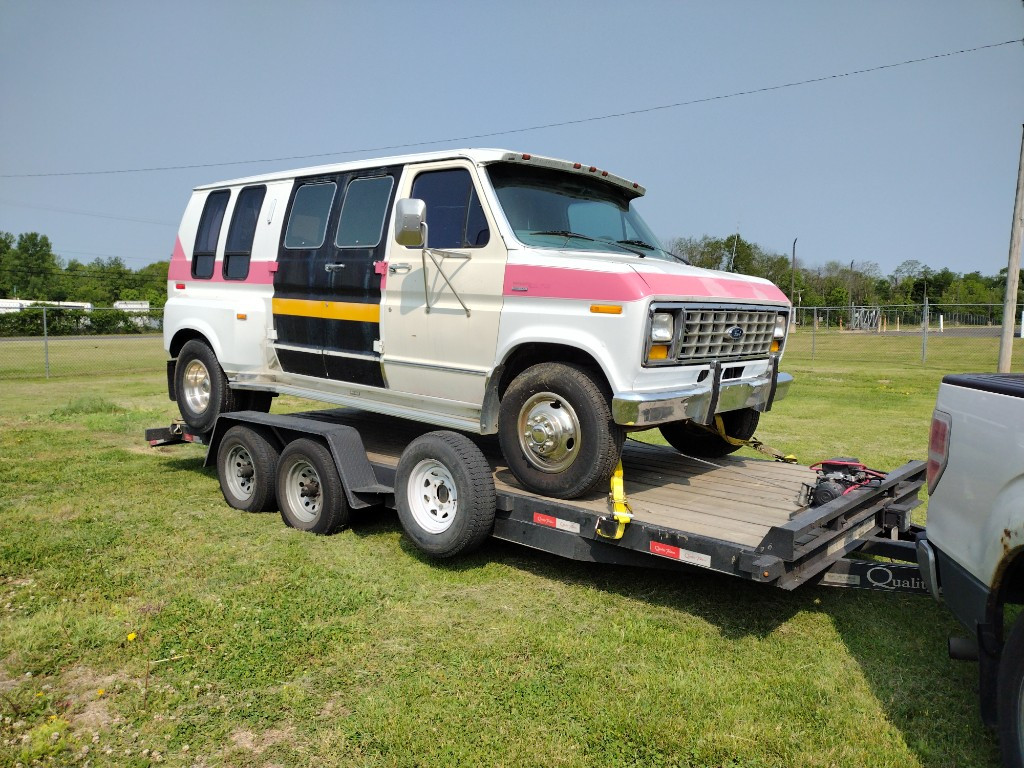 Photo by Michael J Giannetti Sr of Safeeds Transport Inc - Large