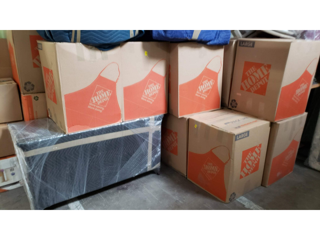 Second photo by Heidi Anderson of Premier Chicago Movers - Large