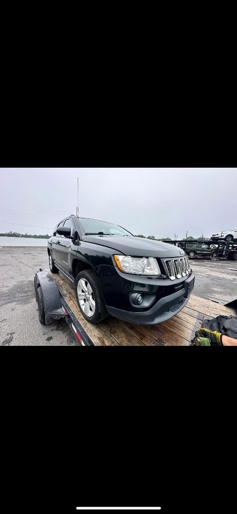 Second photo by Zyairah Scott of Sonic auto transport - Large