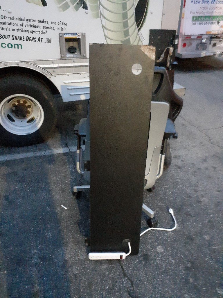 Second photo by Jessica Bliven of Western Van Lines - Large