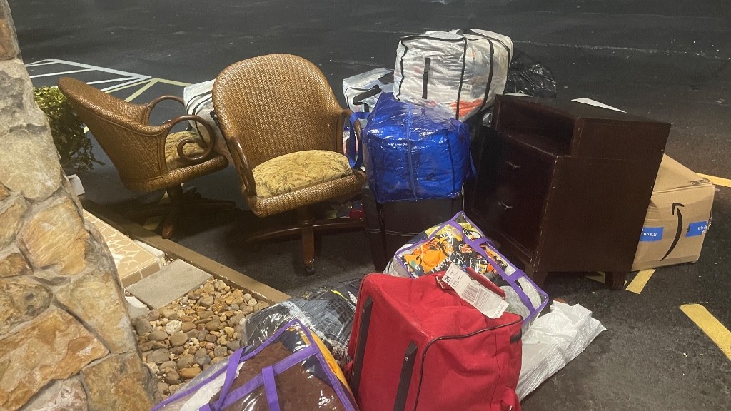 Second photo by Yelena Krivskaya of Insta Movers FL - Large