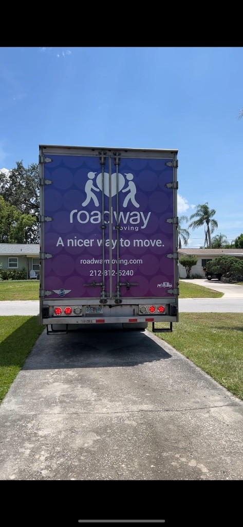 Photo by Lexxi Leitner of Roadway Moving - Large