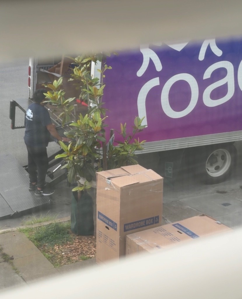 Second photo by Kris Hui of Roadway Moving - Large