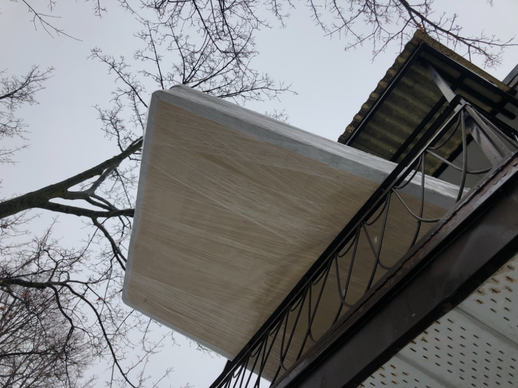 Photo by Joseph Ali of Déménagement Déménagio - Large