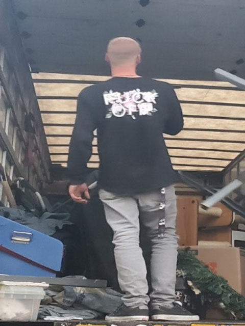 Photo by Ashlee Smiertelny of The Student Movers - Large