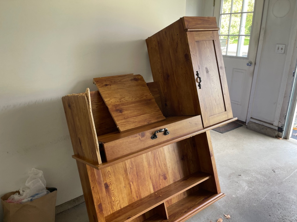 Second photo by Mike Vanderlaan of SH Movers Inc - Large