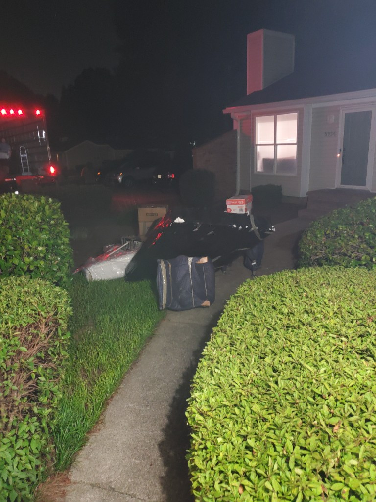 Second photo by Christine Goodman of Geo Van Lines - Large