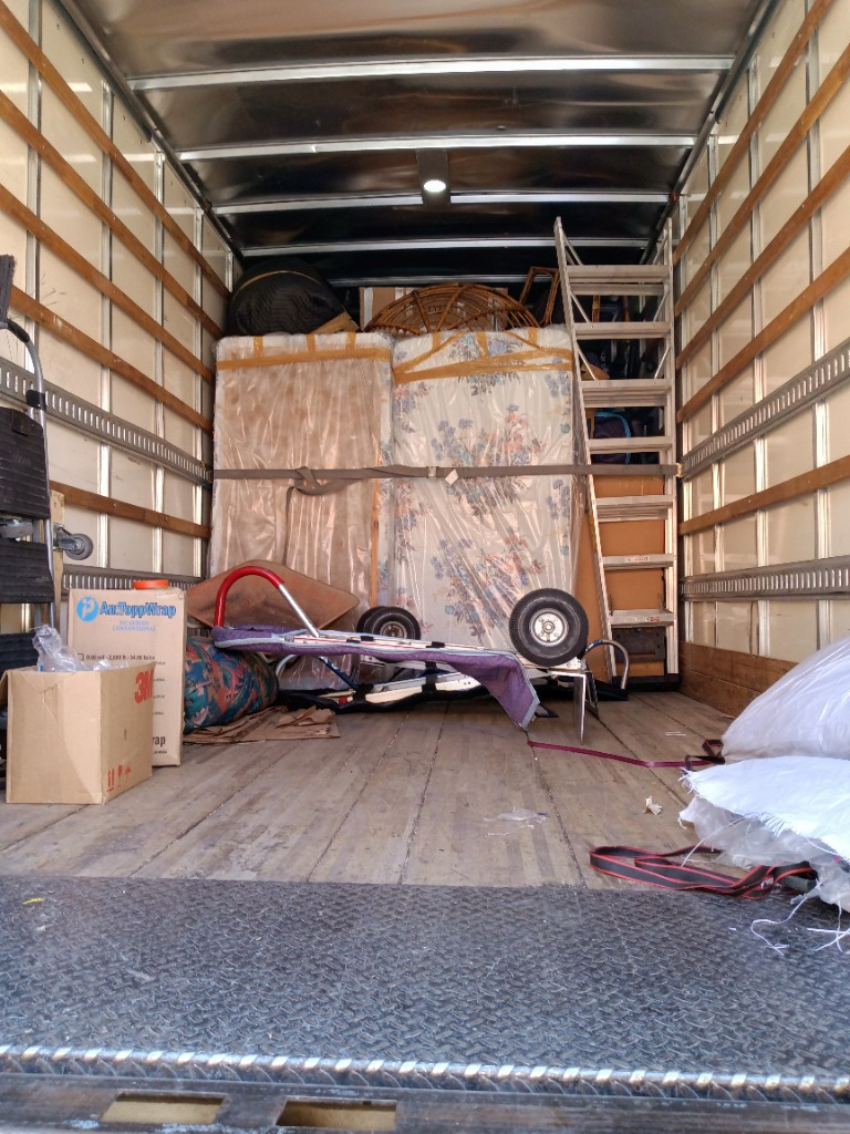 Photo by Bonnie Hickling of Carefree Movers Inc - Large
