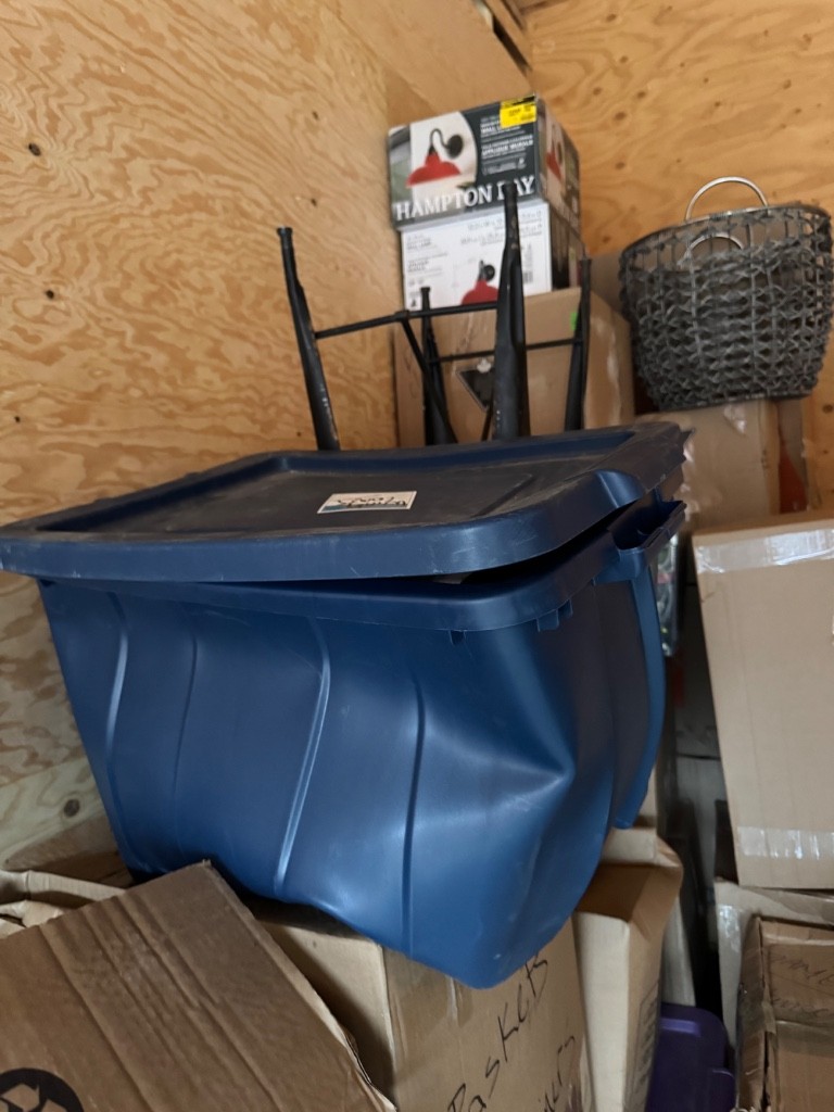 Photo by Denis Pelletier of Pegasus Vanlines  - Large