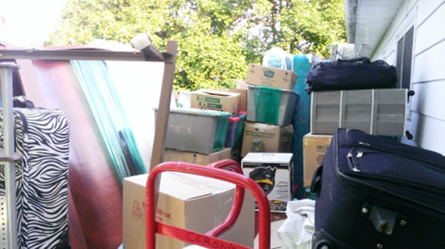 Photo by Julio Ceron of Greenland Vanlines - Large