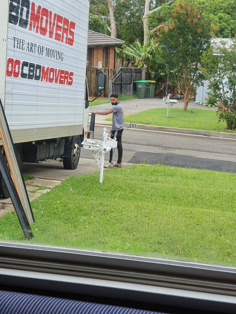 Photo by Nathan Kippax of CBD Movers AU - Large