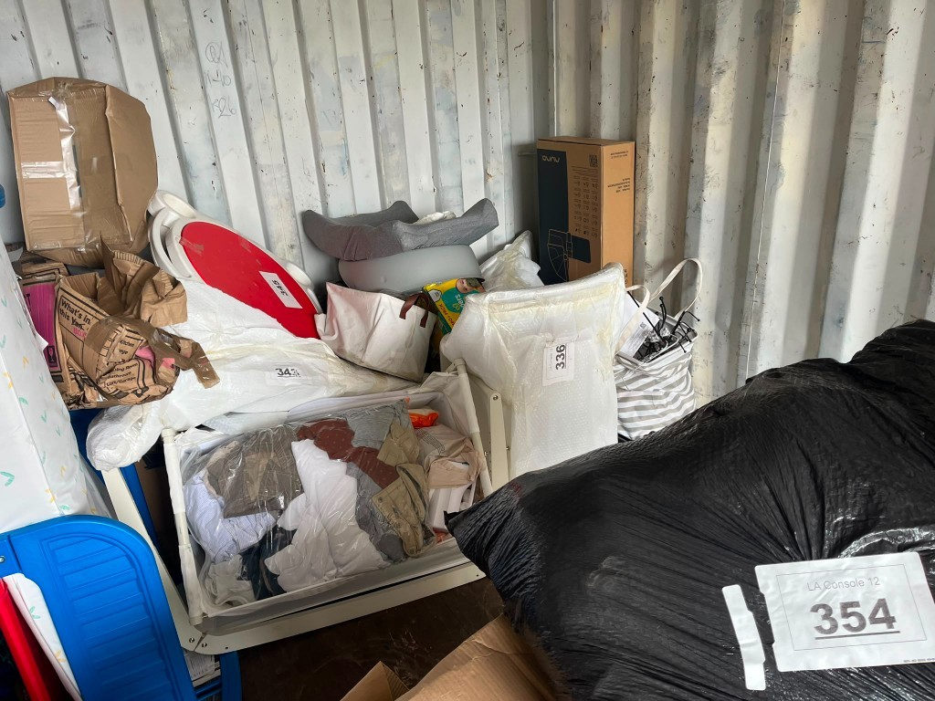 Photo by Evren Ergin of Removals.co.uk - Large