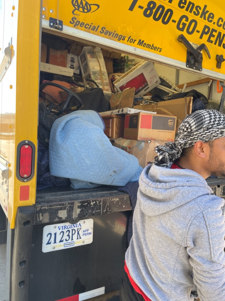 Photo by Tamya Long of Right A-Way Movers - Large