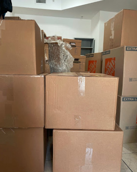 Photo by Darnell Reilly of Diamond Relocation  - Large