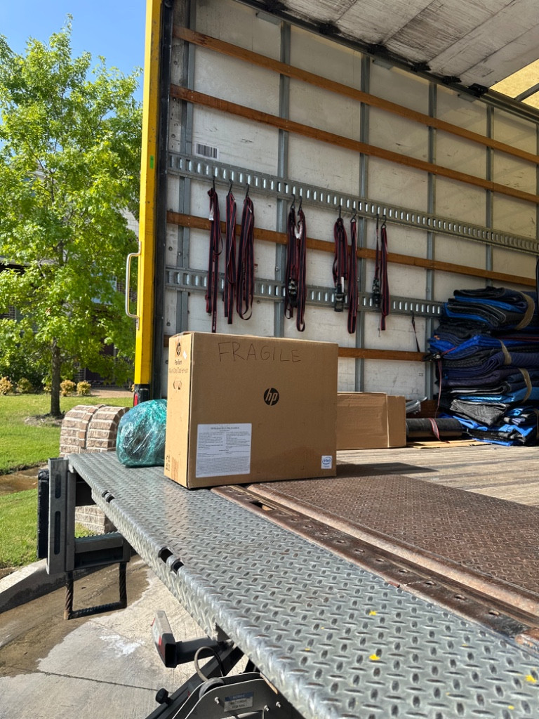 Second photo by Hasan Shaikh of Safe Ship Moving Services - Large