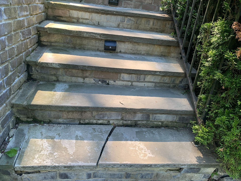 Second photo by Henry Castro of Imperial Moving and Storage - Large