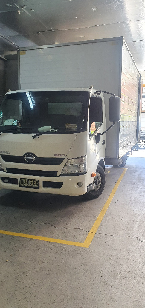 Photo by Capt Wilson of Bill Removalists Sydney - Large