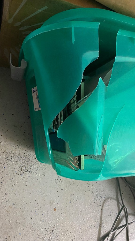 Second photo by Judy Belonzi of Tri-State Area Movers - Large