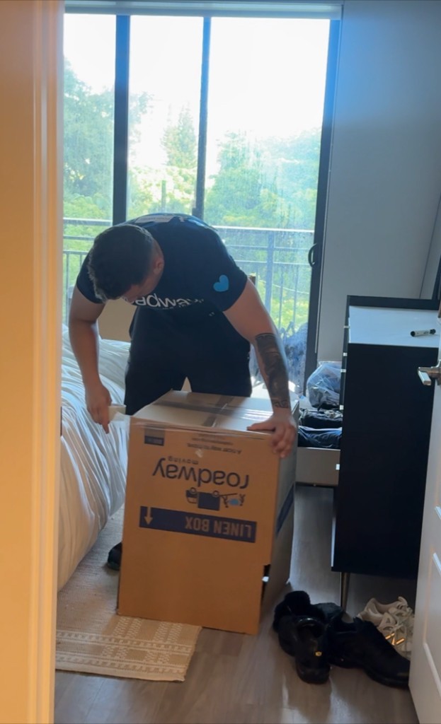 Second photo by Emmy Petit of Roadway Moving - Large