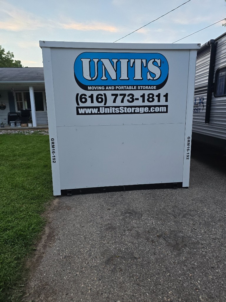 Second photo by Rebekah Ringel of UNITS Moving and Portable Storage of Grand Rapids - Large