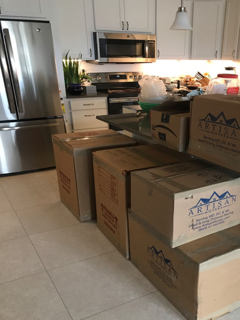 Photo by Mary Ann Horton of Artisan Movers - Large