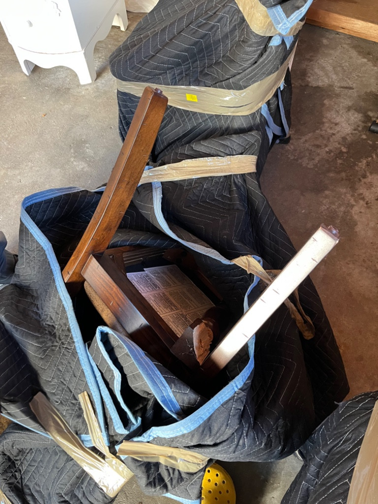 Photo by France Wa of Pan Transit Vanlines LLC - Large