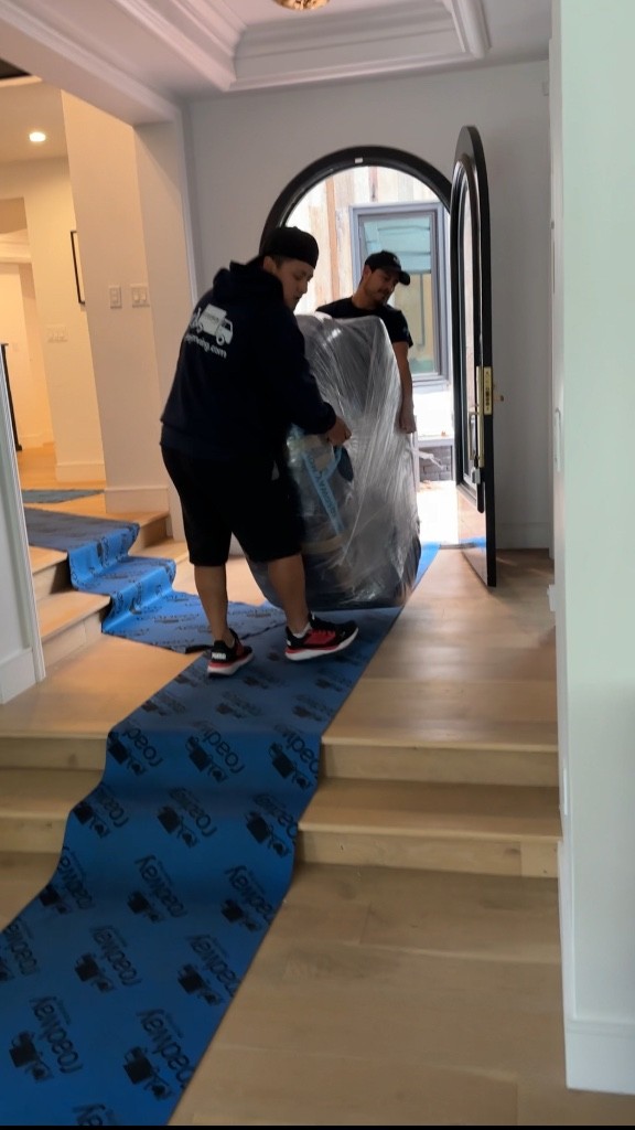 Photo by Justin Eseller of Roadway Moving - Large