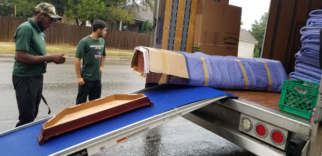 Second photo by Dr Roy T Walker of All My Sons Moving and Storage - Large