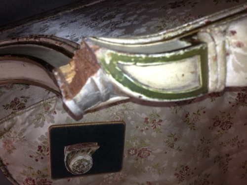 Photo by John Hunter of Finest Movers Inc - Large